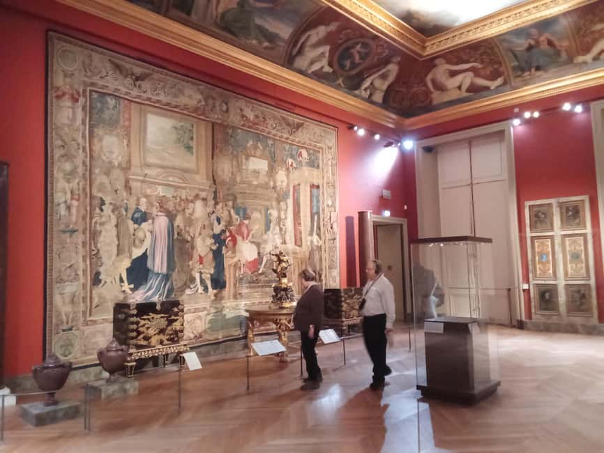 Louvre Museum Guided Tour - Who should book this Louvre visit