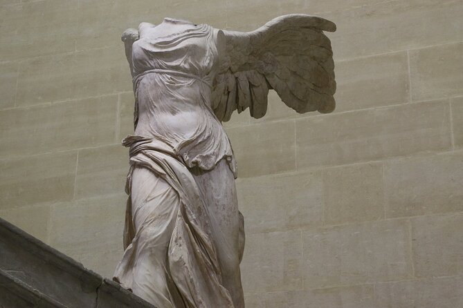 Louvre Museum: Guided Tour at Closing Time with Mona Lisa - Winged Victory, Venus de Milo, and the other essential stops