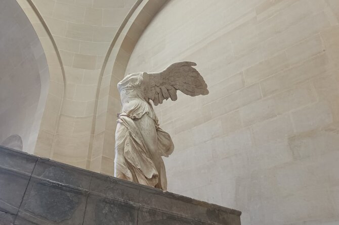 Louvre Museum Highlights Tour with Priority Access - Priority entry and why it matters
