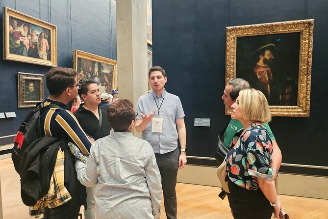 Louvre Museum Masterpieces Guided Tour in Small Group with Access - The pace, crowds, and two-hour limit