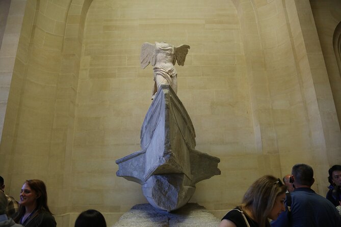 Louvre Museum Masterpieces Guided Tour with Access - French Romanticism and the less famous rooms