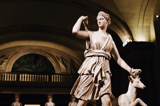 Louvre Museum Paris Essential Guided Tour Semi-Private 6ppl Max - Paintings, Michelangelo, and French artistic power