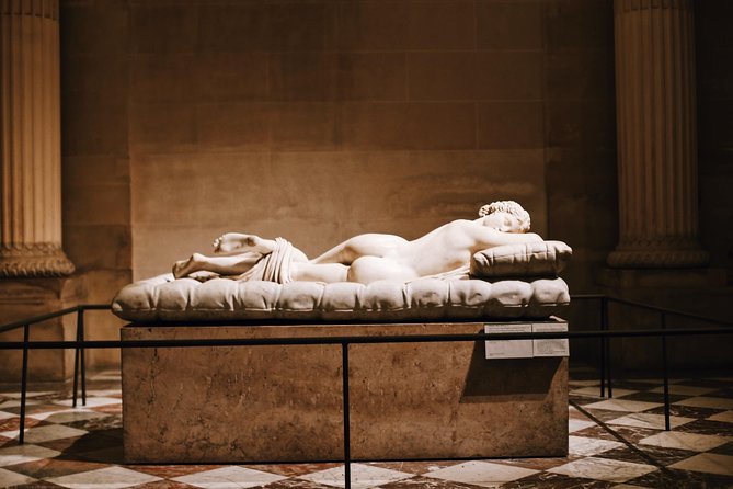 Louvre Museum Paris Essential Guided Tour Semi-Private 6ppl Max - The Apollo Gallery and the Medieval Moat