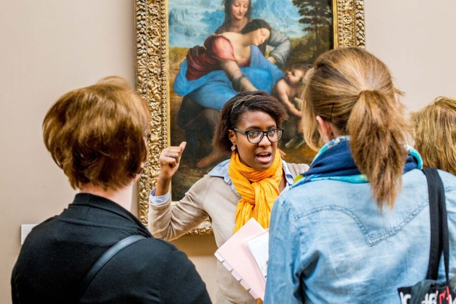 Louvre Museum Skip-the-Line Guided Tour - Venus de Milo and the power of sculpture