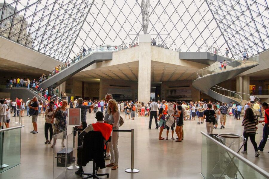 Louvre Museum Skip-the-Line Guided Tour - The small-group option for up to six