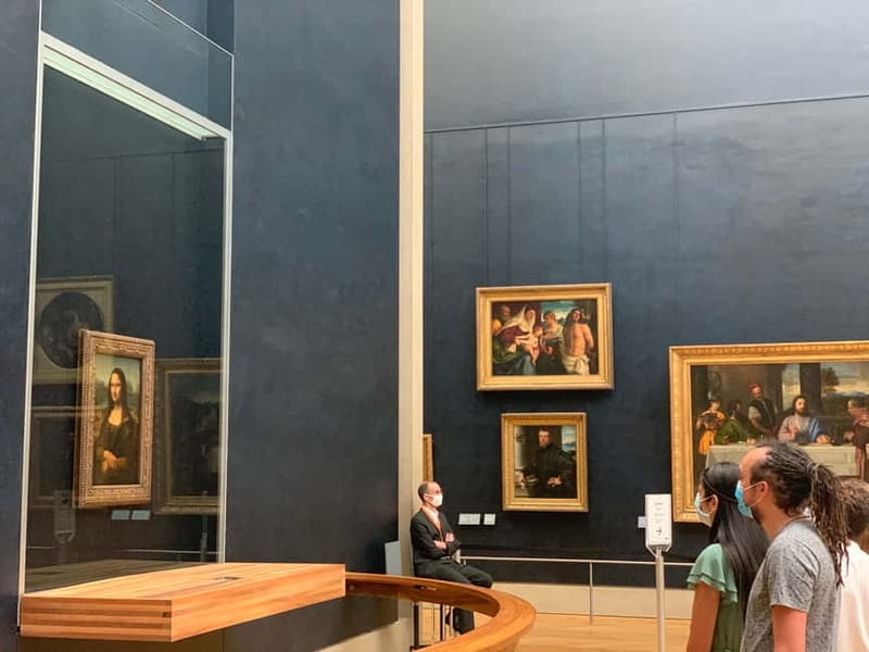Louvre Museum: Skip-the-Line Small Group Guided Tour - Why a guided Louvre visit makes sense