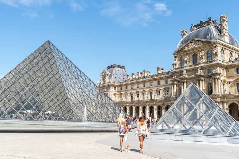 Louvre Museum: Skip-the-Line Small Group Guided Tour - Venus de Milo and the Louvre’s essential route