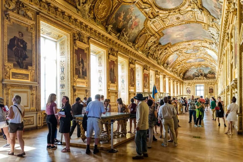 Louvre Museum: Skip-the-Line Small Group Guided Tour - The guide makes or breaks the experience
