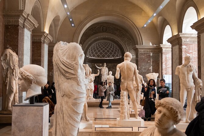 Louvre Museum Small-Group Guided Tour - The guides make the biggest difference