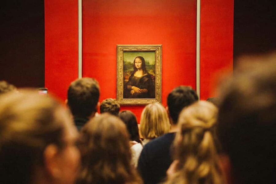 Louvre Priority Access Mona Lisa & Museum Icons Guided Tour - Venus de Milo and the power of a famous statue