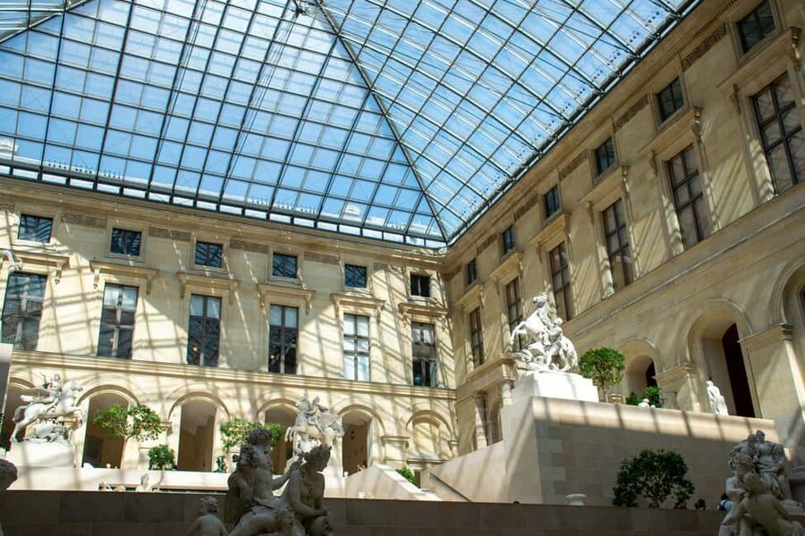 Louvre Private Tour: The Essentials and More w/ Expert Guide - The four-hour route: for serious art and history fans