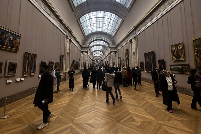 Louvre Private Tour with Entry Ticket - The Louvre’s essential works in 2.5 hours