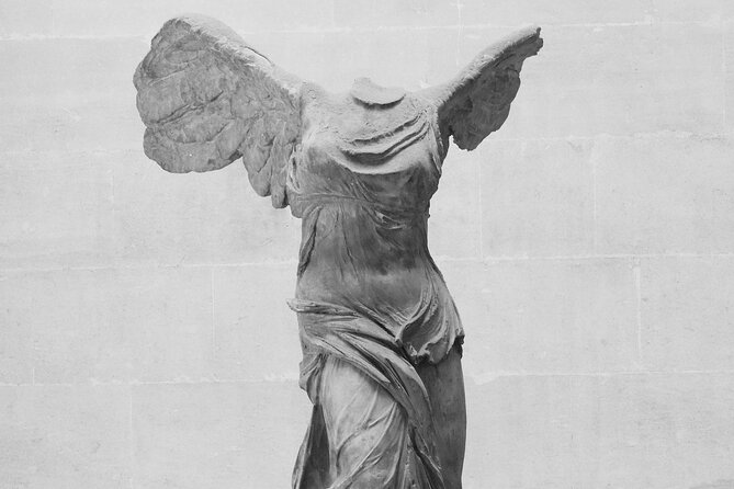 Louvre Skip The Line, Ticket included, PRIVATE or SMALL GROUP. - Guides who make the short visit work