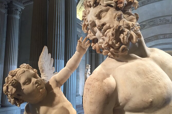 Louvre Skip The Line, Ticket included, PRIVATE or SMALL GROUP. - Private booking or small group?
