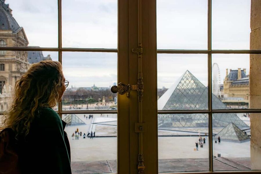 Louvre Small-Group Tour - Must-See Highlights & Mona Lisa - Entering the Louvre Without the Usual Ticket Line