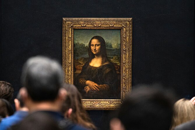 Louvre Treasures Private Experience – Languages Available - Meeting at the Louvre pyramid