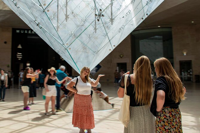 Louvre Wheelchair-Accessible Private Tour – Stress-Free & Easy - Guides who add more than directions