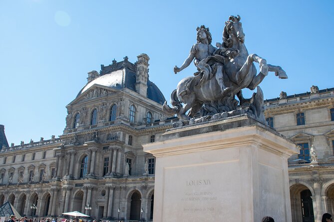 Louvre Wheelchair-Accessible Private Tour – Stress-Free & Easy - Timing, closures, and what to expect on the day
