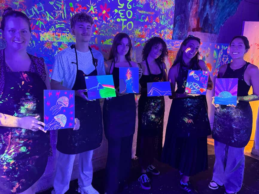 Lyon : Neon painting in an artist's studio - gallery - Should you book Atelier Mory?