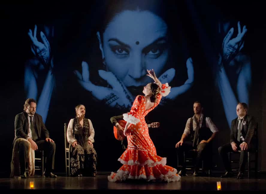 Madrid City Pass: Prado, Thyssen, Bernabéu, Flamenco & more - Flamenco and tapas bring the evening to life