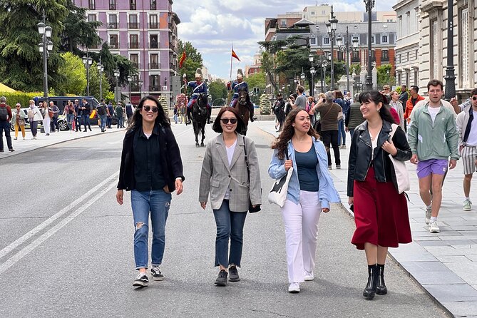 Madrid Full Day Tour with Prado Museum and Royal Palace - A smart way to see Madrid in six hours