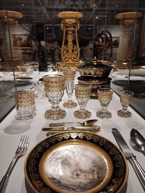 Madrid: Guided Tour of the Royal Collections Gallery - Islamic Mayrit beneath the gallery