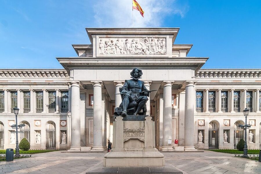 Madrid: Prado Museum and the Royal Palace Guided Tour - Timing, food, and the physical effort