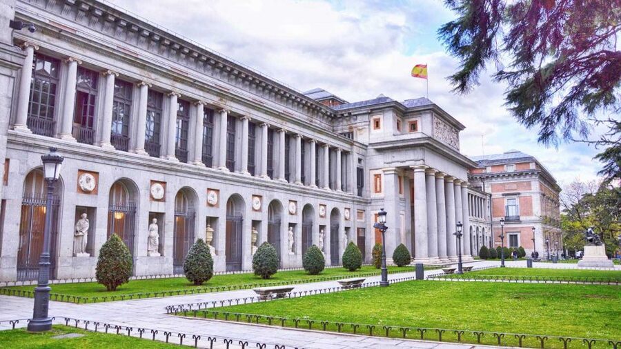 Madrid: Prado Museum Guided Tour - Velázquez and the puzzle of Las Meninas