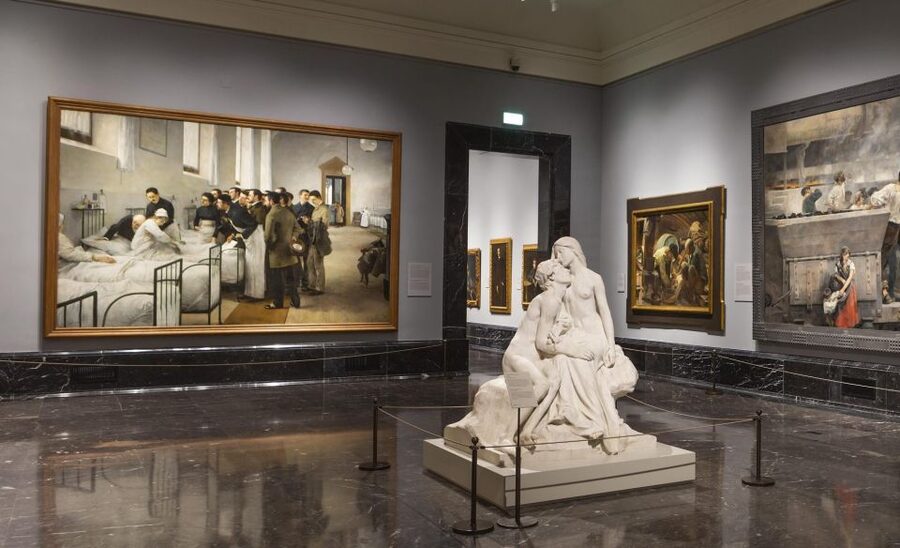 Madrid: Prado Museum Guided Tour With Fast Access - Headsets, group size, and the pace of the visit