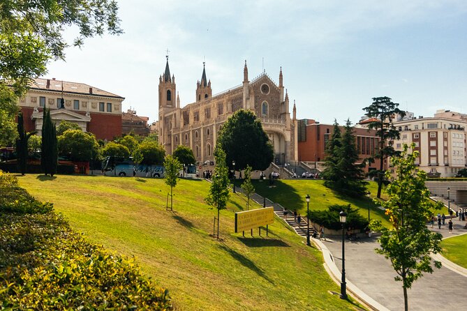 Madrid Prado Museum PRIVATE TOUR with Ticket & Guide Included - A fast pace, with room for questions