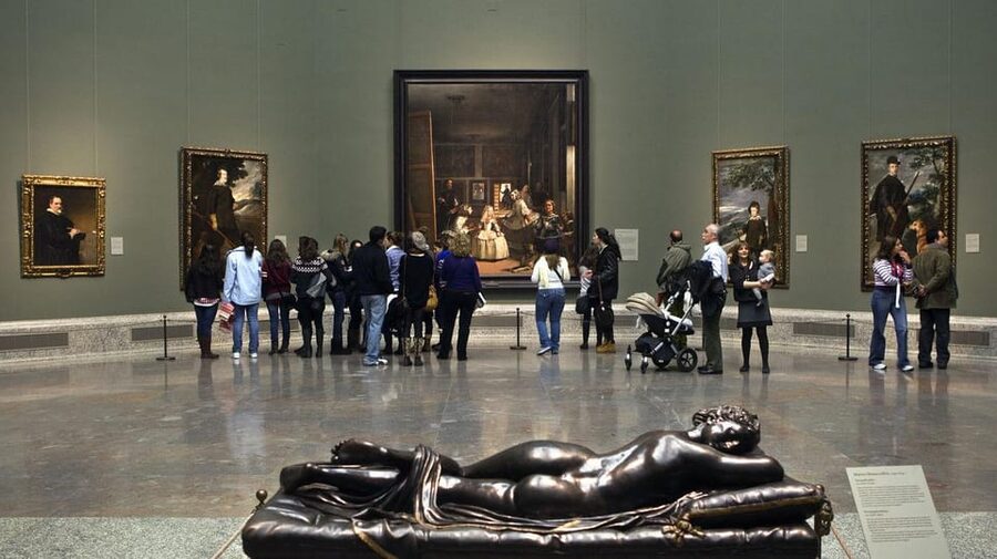 Madrid: Prado Museum Ticket with In-App Audio Guide - Collecting your ticket at the Goya statue