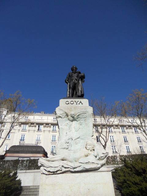 Madrid: Private Tour of the Prado Museum - From medieval painting to the Renaissance