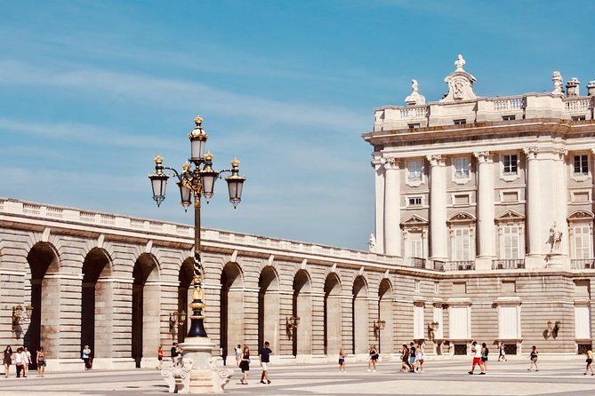 Madrid Royal Palace and Prado Museum Private Tour with Transfers - Why this private Madrid tour works well