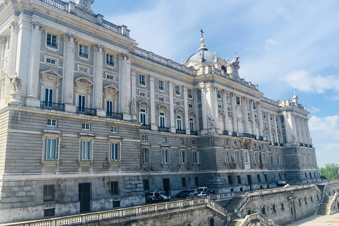 Madrid Royal Palace and Prado Museum Private Tour with Transfers - How the Prado visit is handled