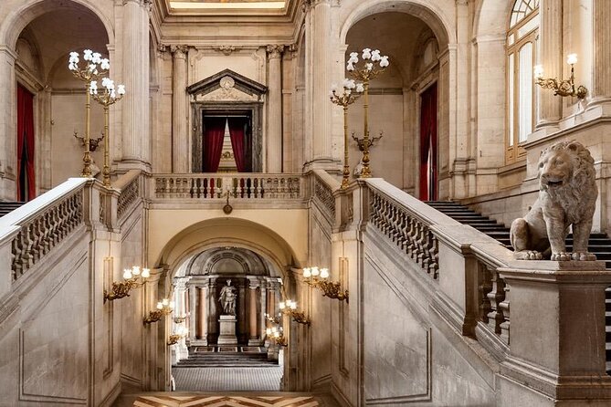 Madrid: VIP PRIVATE Royal Palace and Prado Museum. - The value of a private guide