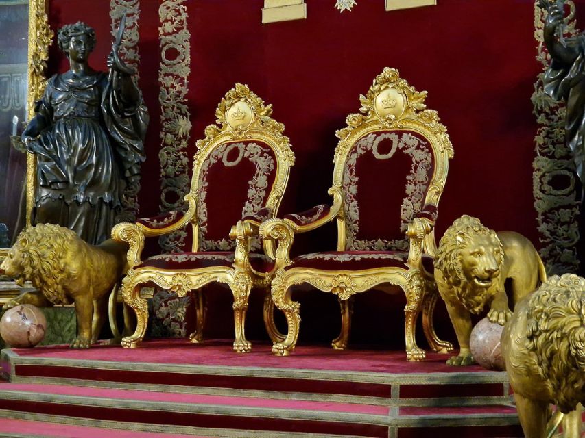Madrid: VIP Private visit to Royal Palace and Prado Museum - The transfer to the Prado keeps the schedule practical