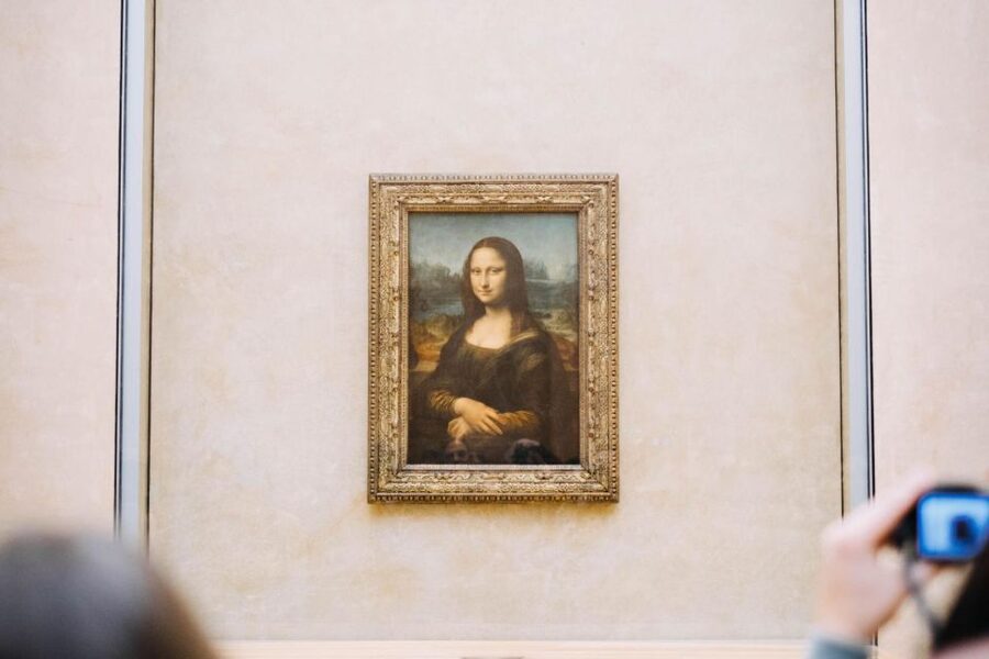 Magnificent tour of the Louvre + Mona Lisa pass - The Mona Lisa Comes First