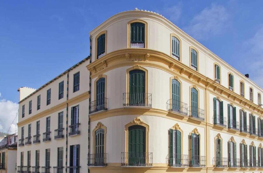 Málaga: Picasso Birthplace Museum Ticket & City Audio Guide - Picasso’s first address in Málaga