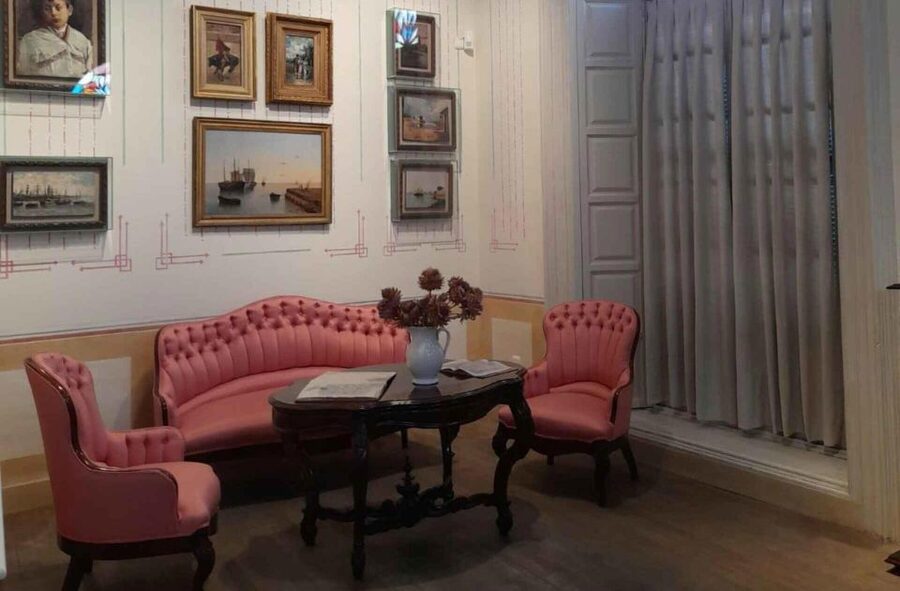 Málaga: Picasso Birthplace Museum Ticket & City Audio Guide - A sensible way to plan your day