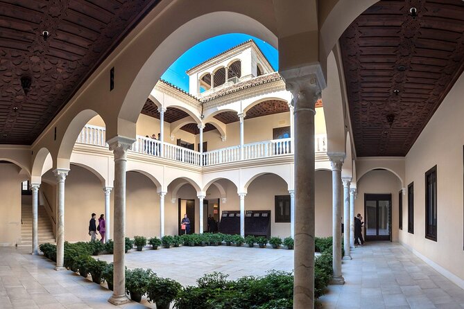 Malaga: Picasso Museum Small Group Art Expert Guide - The one-hour guided route