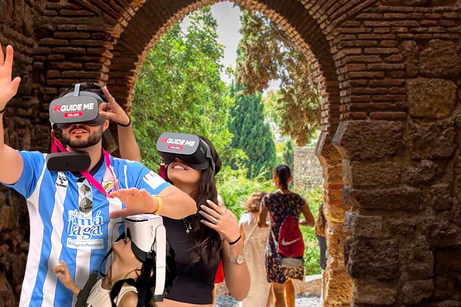 Malaga Tour with VR Stops: Alcazaba, Roman Theatre, Picasso &more - Recreating the conquest at the Alcazaba