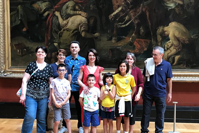 Mamma Mia! Paris Louvre Museum Guided Tour Kid-Friendly Activity - Inside the Louvre, from fortress to palace