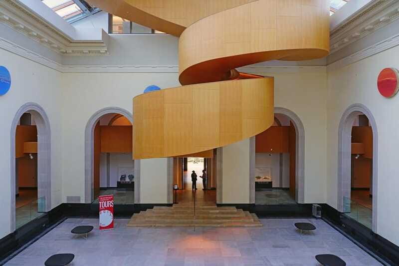 Masterpieces of the Art Gallery of Ontario: A Guided Tour - Stories, technique, and the guide’s role