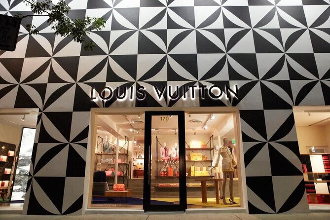 Miami Design District Food & Art Tour - Palm Court: The Starting Point and Visual Center