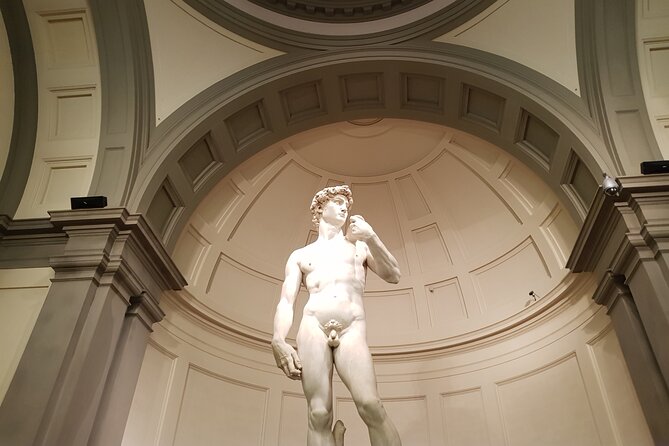Michelangelo's David: Accademia Gallery Private tour - Meeting your guide on Via Ricasoli
