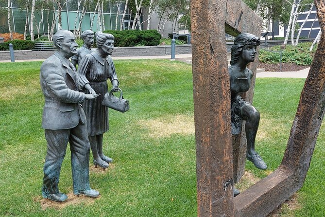 Minneapolis Walking Art Tour - Heart of Downtown - What the guide adds to the walk