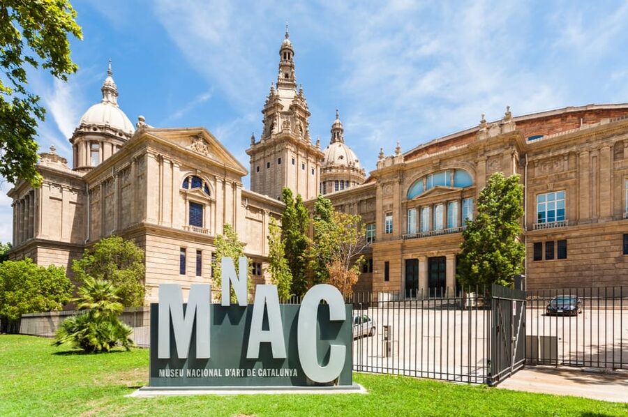 MNAC Masterpieces: For Art Lovers in Barcelona - From Gaudí and Casas to Modern Art