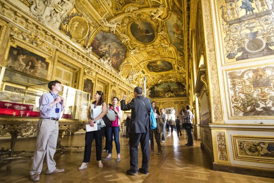 Mona Lisa & Louvre Masterpieces Tour with Reserved Access - The Pyramid and the Louvre’s first impression
