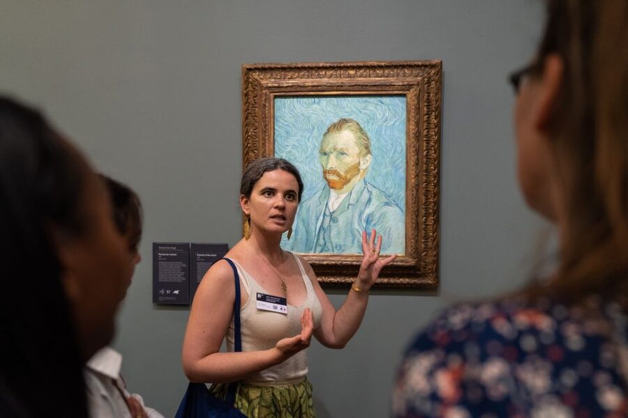 Musée d’Orsay: Guided Impressionist Tour & Gourmet Lunch - Meeting outside the museum without joining the wrong line