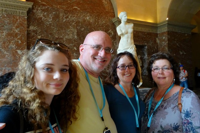 Notre Dame, St Chapel, ile de la cité, Louvre - semi private -4h - Two focused hours inside the Louvre